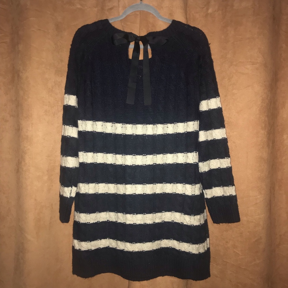 Charlotte Russe Crew Neck Striped Sweater Tunic - Picture 5 of 6